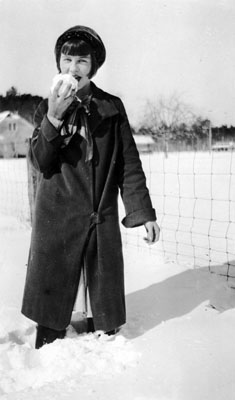 Mildred in the snow.